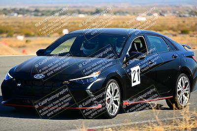 media/Nov-16-2024-Extreme Speed (Sat) [[6587d07cc4]]/Gold Group/Session 3 (The Bowl)/